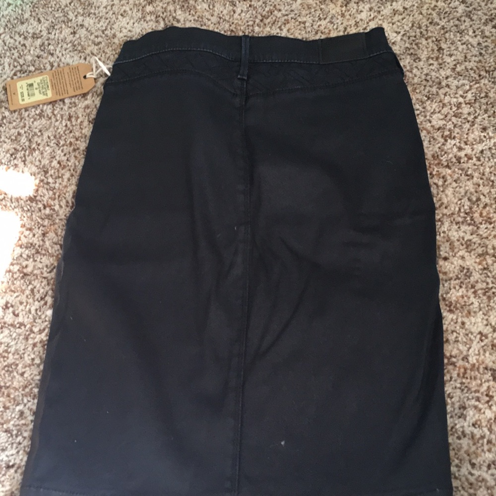 True Religion coated denim pencil skirt size 28 - Picture 6 of 8
